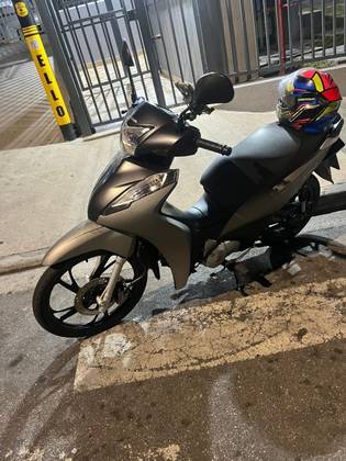 HONDA BIZ 125 ES 